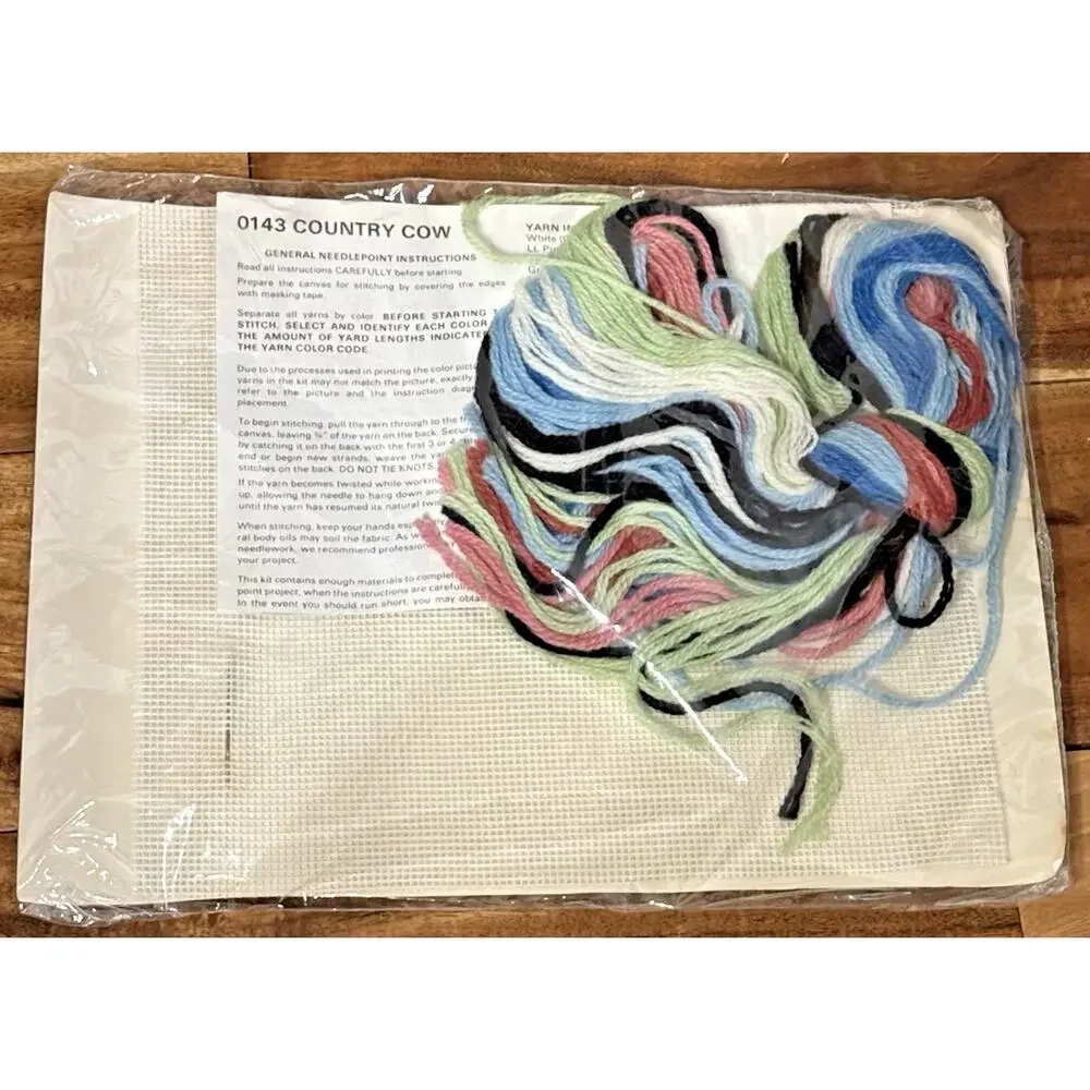VTG 80s Country Cow Crewel Wool Yarn Stitching Kit New Creative Circle #0143